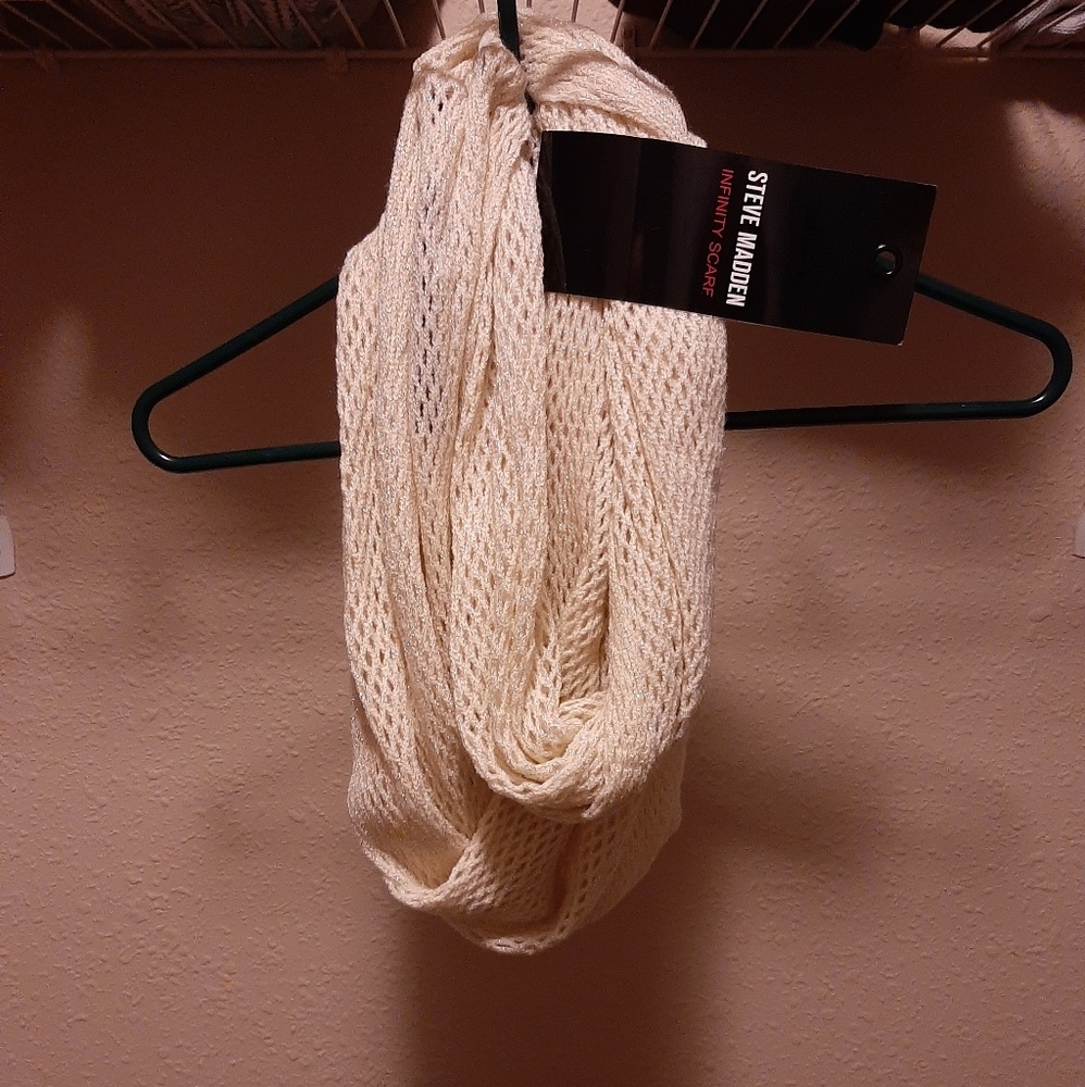 Steve Madden Infinity Scarf